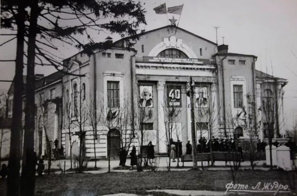 История КДЦ «Первомайский» (Клуба 1 Мая)