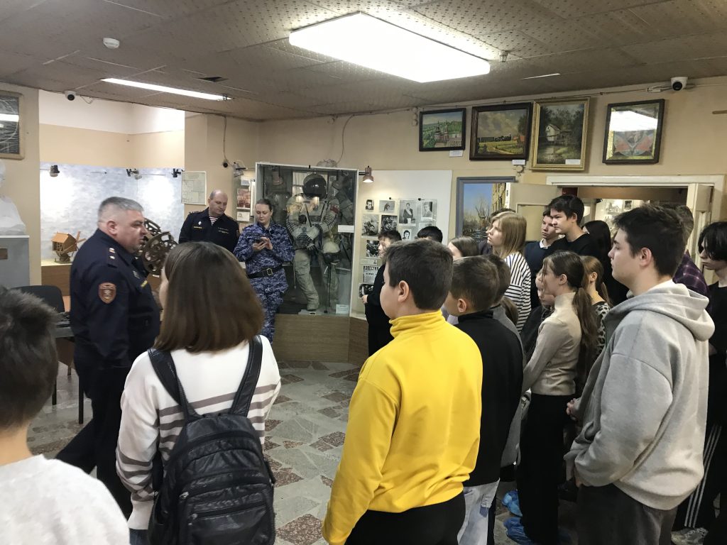 "Урок мужества" в Ивантеевском историко-краеведческом музее