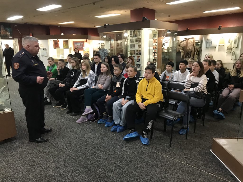 "Урок мужества" в Ивантеевском историко-краеведческом музее